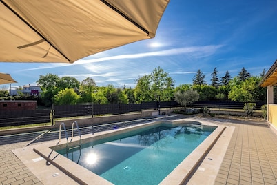 Villa Berton – Heated Saltwater Pool