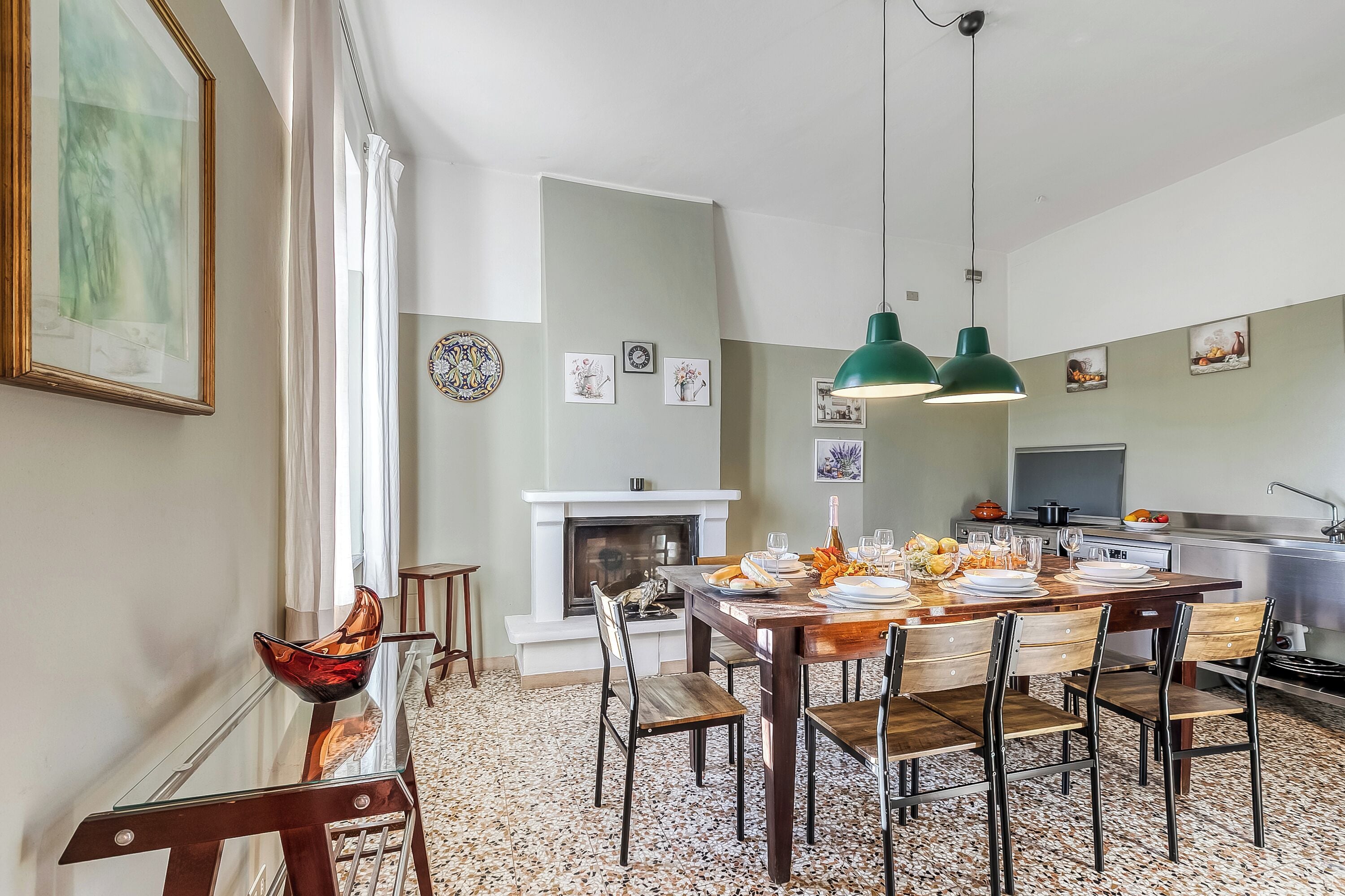 Family Villa, Multiple Bedrooms, 2 Bathrooms (Villino Maria private garden&relax) | Dining