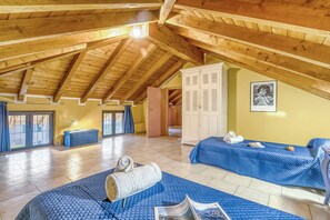 Familienvilla, Mehrere Schlafzimmer, 2 Bäder (Villino Maria private garden&relax) | Innenbereich