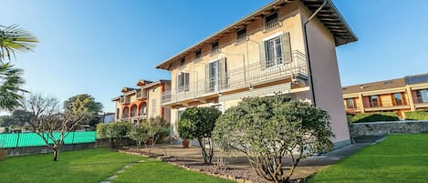 Family Villa, Multiple Bedrooms, 2 Bathrooms (Villino Maria private garden&relax) | Exterior