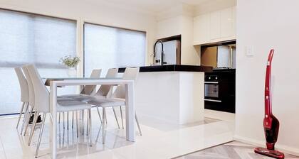 Lovely 3BR Home Near Metro Station