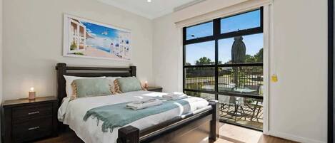 Bügeleisen/Bügelbrett, WLAN, Bettwäsche