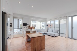 TV, offices