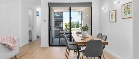 تناول الطعام