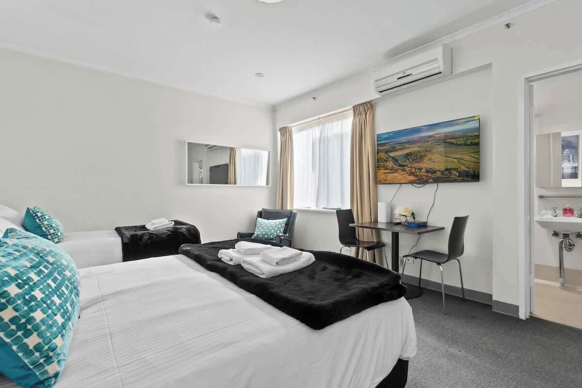 熨斗/熨衣板、WiFi、床单