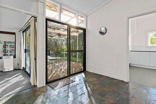 Your Urban Escape | 2BR + Study near CBD