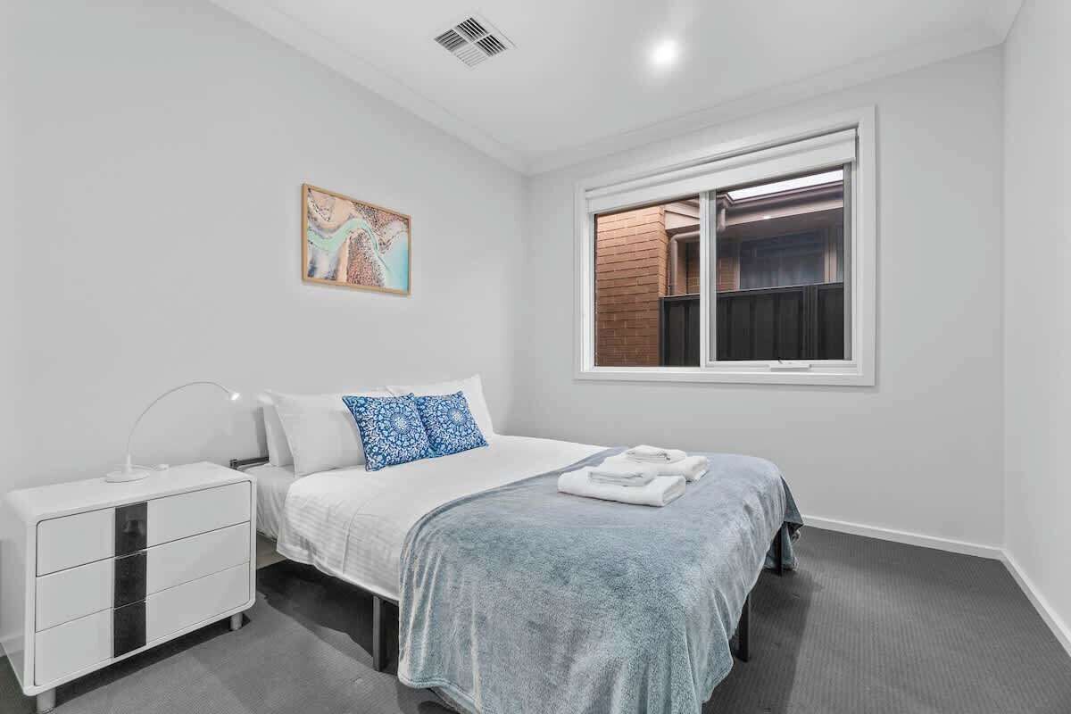 3 soverom, strykejern/-brett, wi-fi og sengetøy