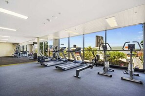 Fitness facility - 2 BR Apt Parking Gym&Pool Chinatown Central Market (Adelaide)