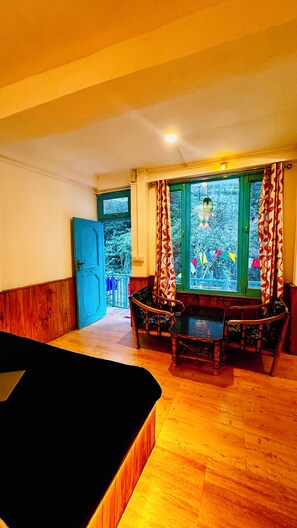 Standard Room - Bawli Treehouse (Jibhi)