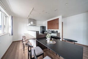Zona de menjador de l'habitació