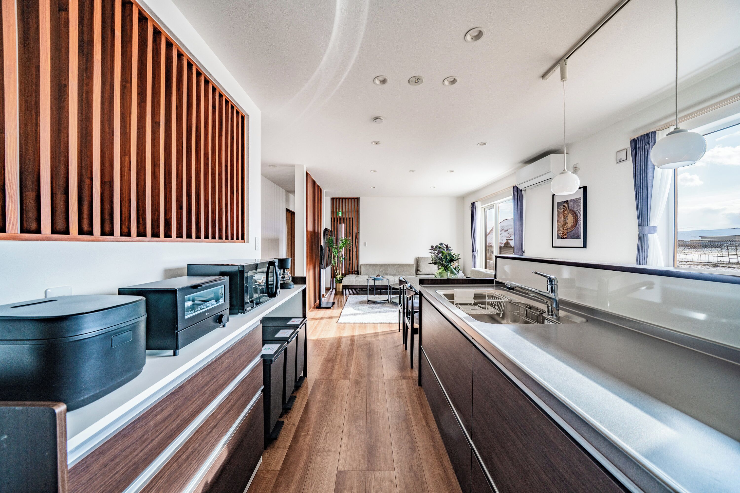 Fridge, microwave, stovetop, rice cooker