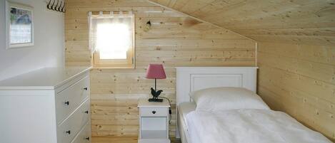 House | 2 bedrooms, individually furnished