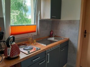 Frigorifero, pentole/stoviglie/utensili