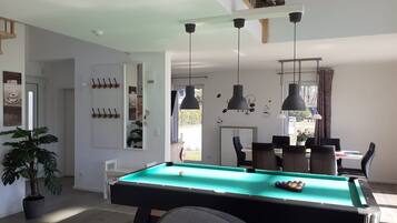 Spielezimmer