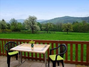 Outdoor dining - zur alten Gärtnerei by Interhome (Altendorf)