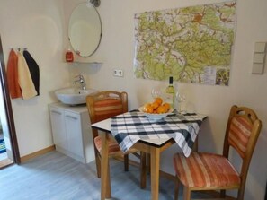 Dining - Apartment Hirsch by Interhome (Bad Schandau)