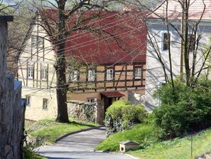 Exterior - Wohnung mit Terrasse im sanierten Fachwerkhof by Interhome (Maxen)