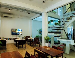 Reception - Onederz Phnom Penh (Phnom Penh)