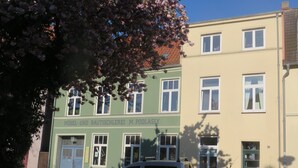 Unclassified image, 5 of 14, button - Appartement in Wismar mit Garten by Interhome (Wismar)