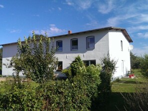 Exterior - Familienfreundliche Wohnung in Vorland mit Garten by Interhome (Grimmen)