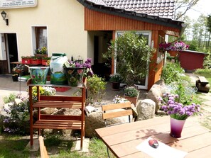 Outdoor dining - Schiemann by Interhome (Karnin)