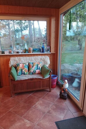 TV, DVD player - Schiemann by Interhome (Karnin)