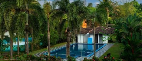 15 utendørsbassenger