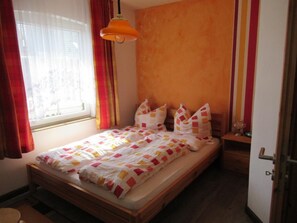Internet - Appartement mit Garten, Grill und Terrasse by Interhome (Kuhlen)