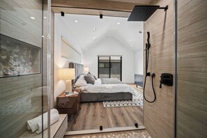 4 bedrooms, iron/ironing board, WiFi, bed sheets - Tulum Style in Sherman Oaks (Los Angeles)