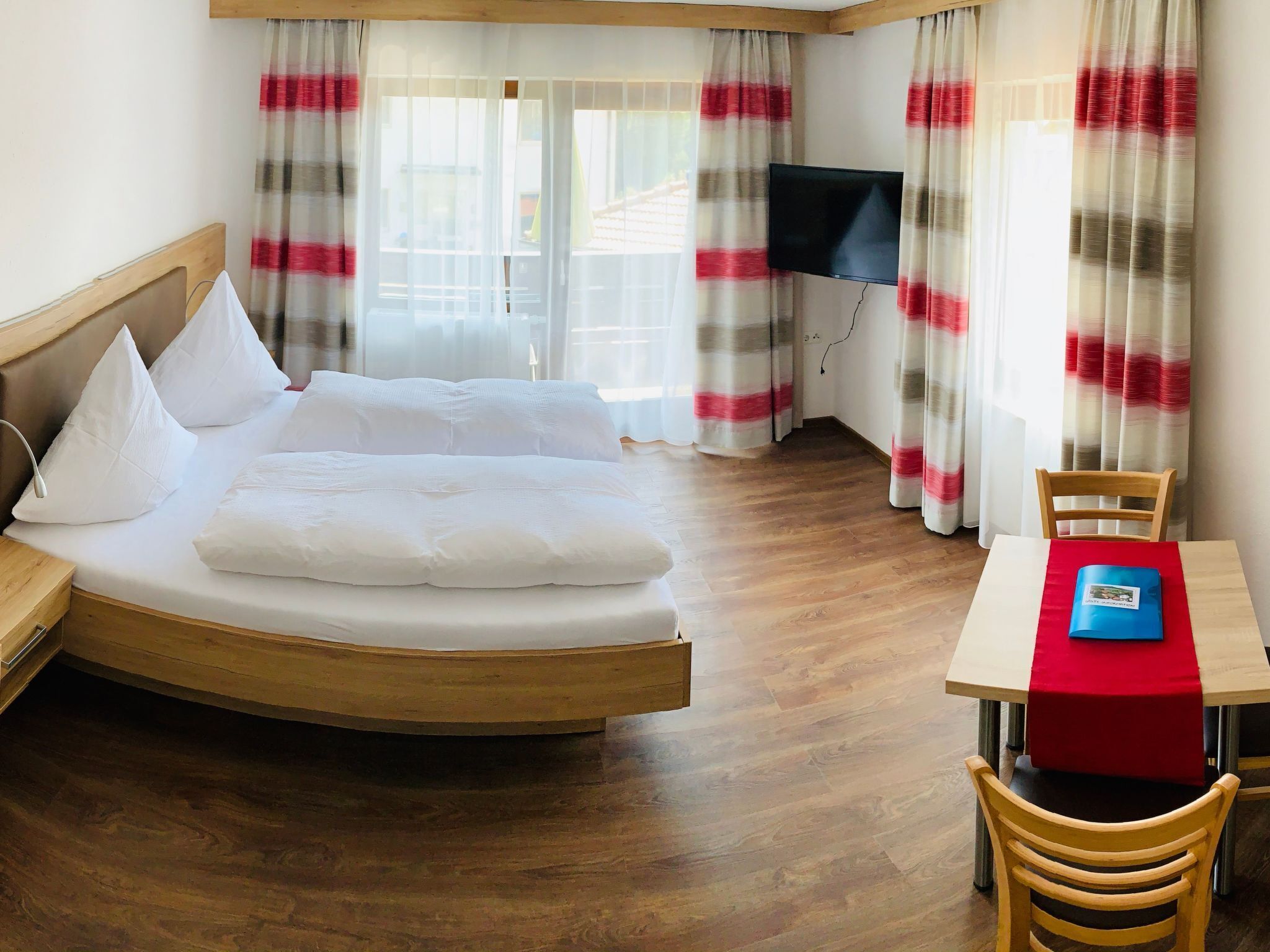 1 Schlafzimmer, Internetzugang