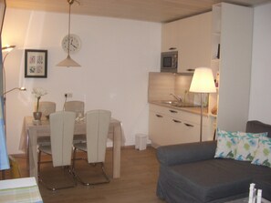 TV - Esterberg in Farchant by Interhome (Farchant)