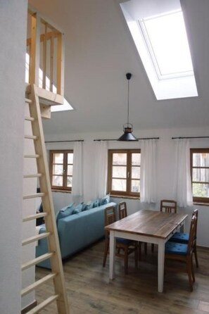 Dining - Familien Domizil by Interhome (Emmering)