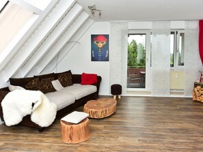 Living area - Apartment Black Forest Bollenhut Deluxe by Interhome (Lenzkirch)