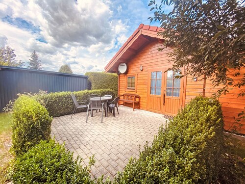 Kleines gemütliches Ferienhaus im Blockhausstil by Interhome