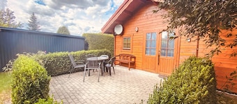 Kleines gemütliches Ferienhaus im Blockhausstil by Interhome