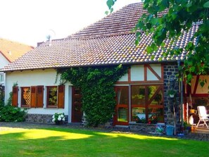 Exterior - in Bernsfeld mit großem Garten by Interhome (Atzenhain)