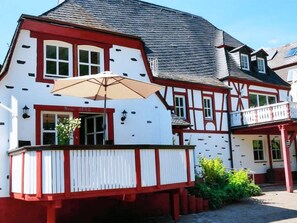 Exterior - Altes Fährhaus anno 1 6 3 3 - Traumferienwohnung in exponierter Moselufer-Lage by Interhome (Traben-Trarbach)