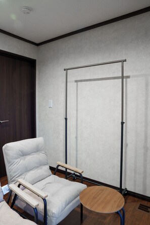 Vasaló/vasalódeszka, ingyenes wifi és ágynemű