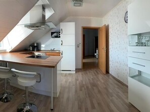 Fridge, microwave, oven, dishwasher - Naturblick by Interhome (Morbach)