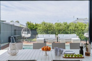 Outdoor dining - Sanctuary Splash Getaway (Sanctuary Point)