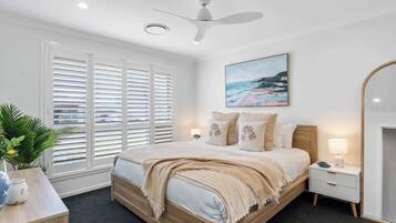5 bedrooms, iron/ironing board, travel crib, WiFi