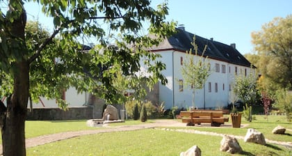 Resi Lux in Niederehe by Interhome