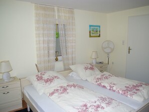 3 bedrooms, Internet - Kinderfreundliche Ferienwohnung in Waldnähe by Interhome (Eitorf)