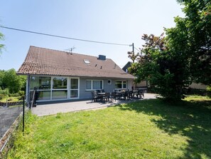 Outdoor dining - Haus Rurtal by Interhome (Monschau)