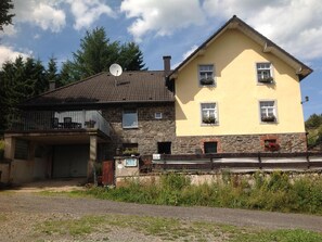 Esterni