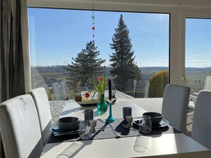 Dining - Villa Vista by Interhome (Husen)