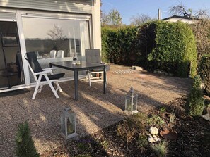 Outdoor dining - Villa Vista by Interhome (Husen)
