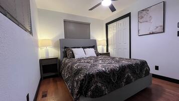 5 bedrooms, iron/ironing board, WiFi, bed sheets