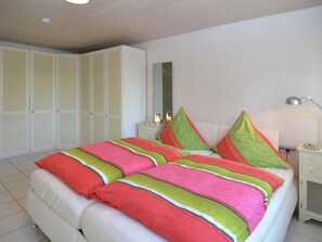 Internet - Relax in Homberg ot Welferode by Interhome (Homberg (Efze))