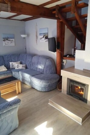 TV - in Feriendorf Silbersee mit Garten by Interhome (Frielendorf)